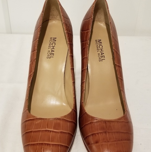 Michael Kors alligator print heels - Picture 3 of 5